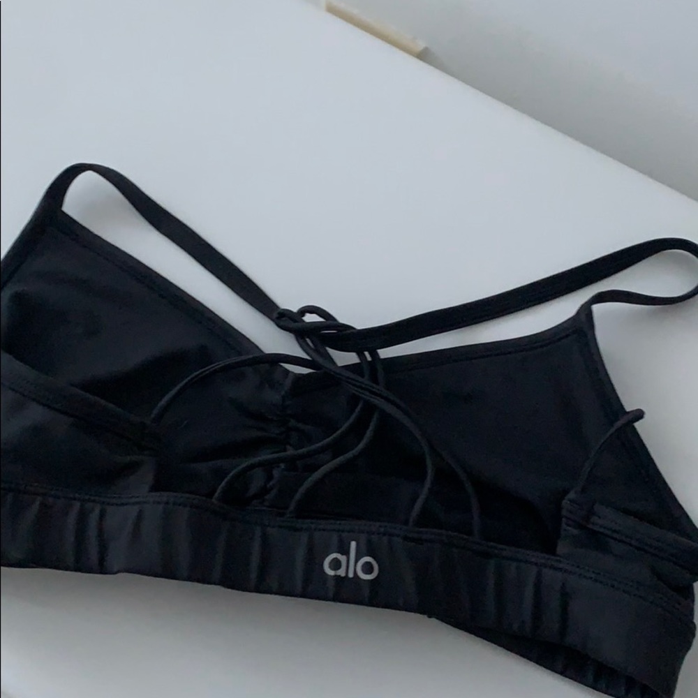 Alo sports bra black